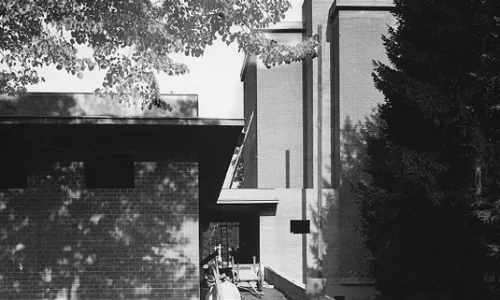 C373 Obřadní síň Ústředního hřbitova